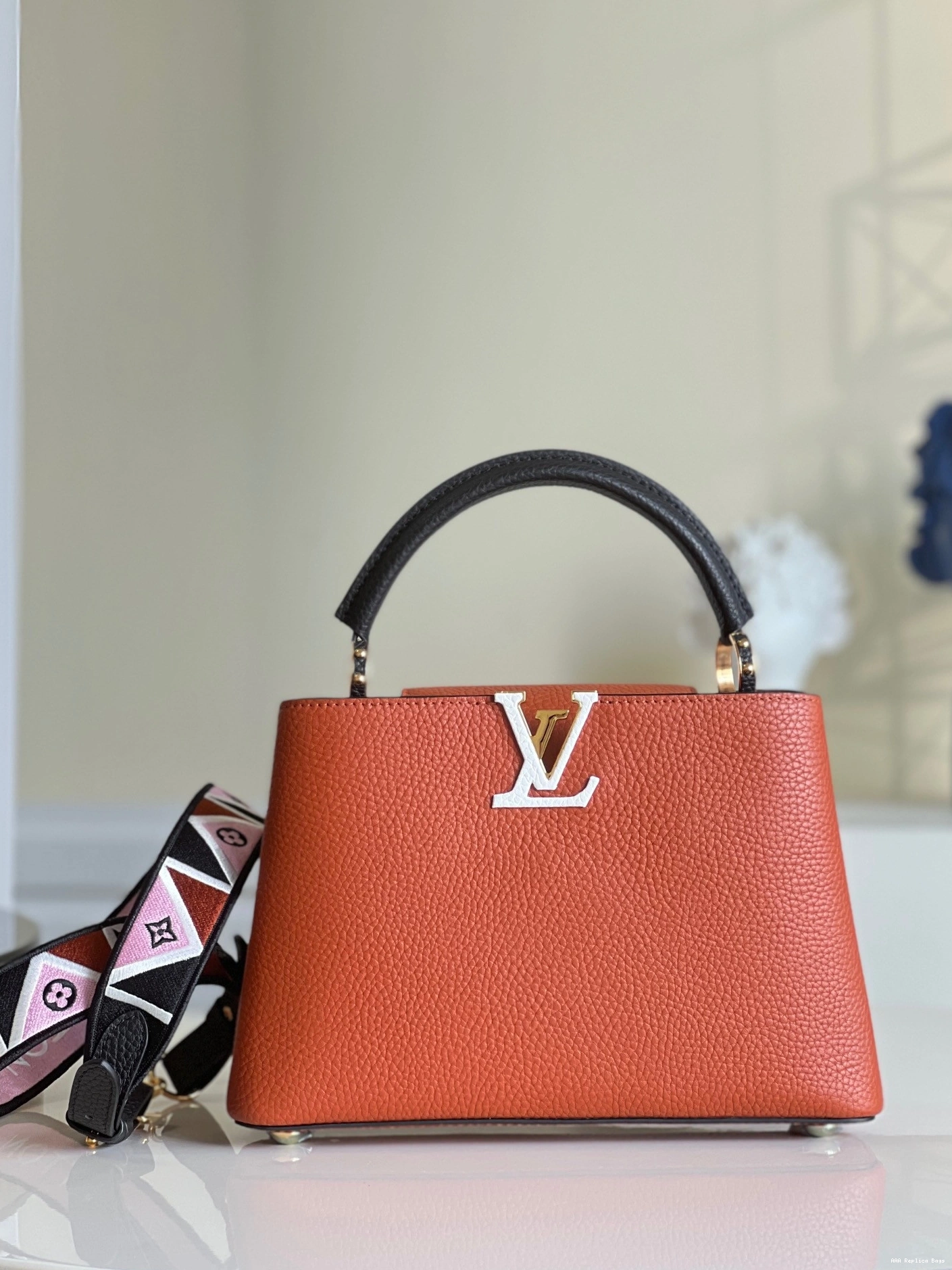 Aaa replica ru VUITTON BB LOUIS CAPUCINES 0809